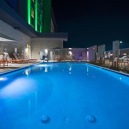 Holiday Inn Glendale - Stadium & Ent Dist By Ihg Екстер'єр фото